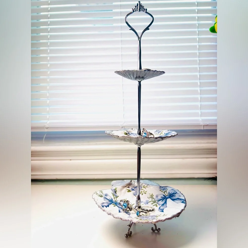 Handmade 3 Tier Scallop Shell Jewelry Stand With Blue Bow Decoupage design